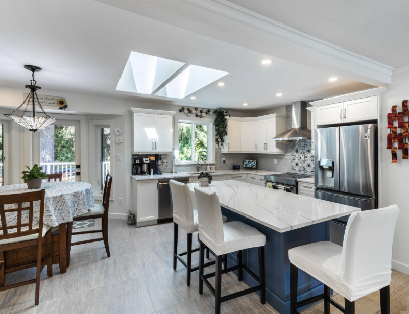 Custom home interior Nanaimo BC — Benson View Projects
